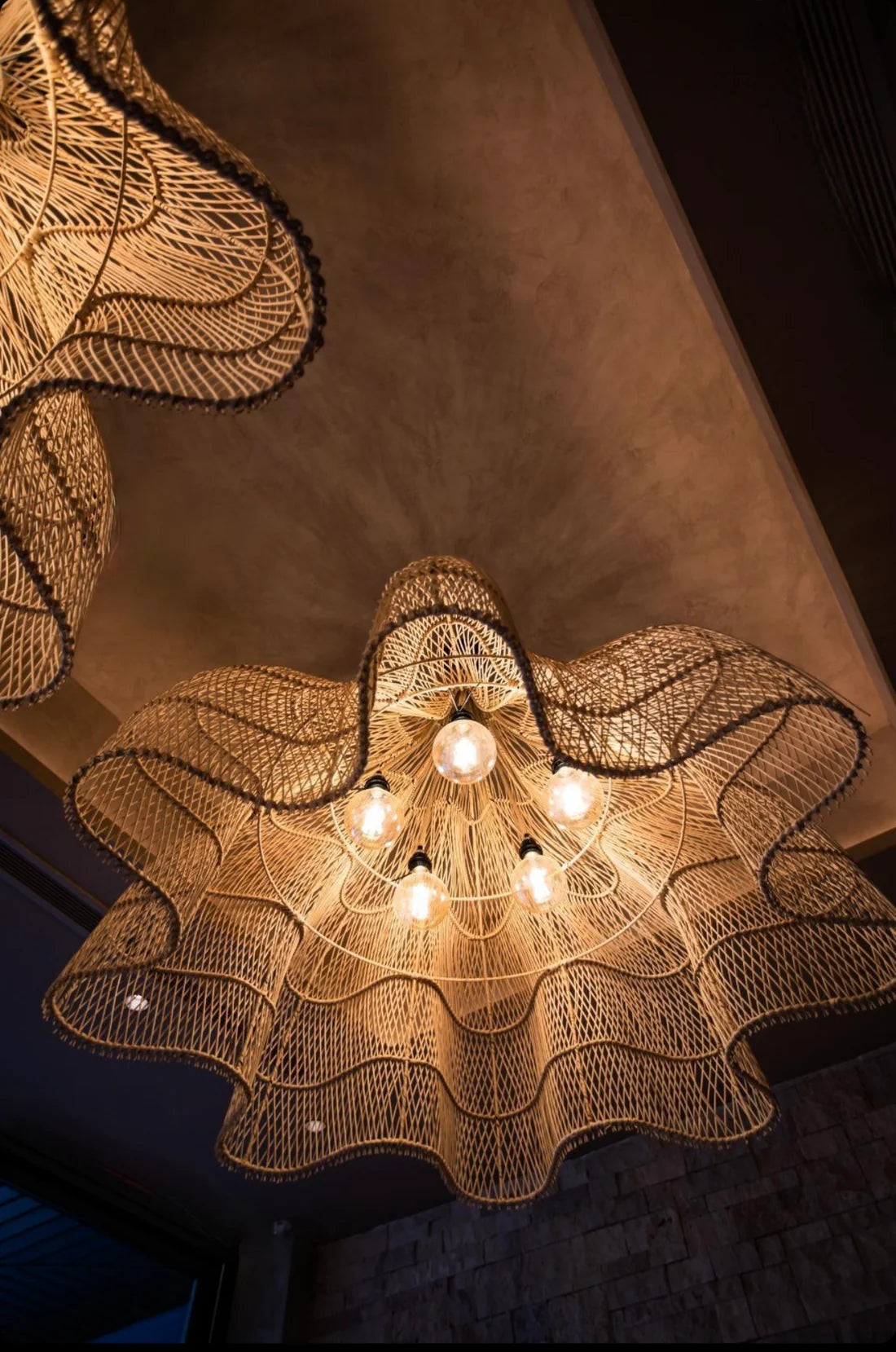 The Whipped Pendant - Natura