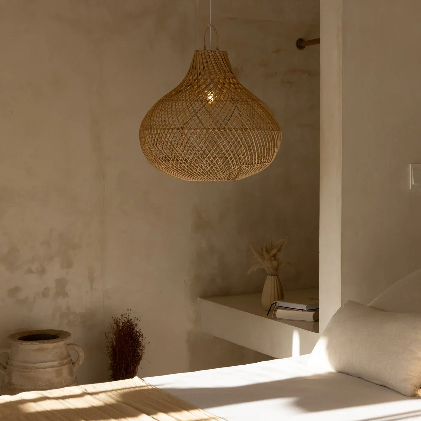 Rattan lamp 'Veya'